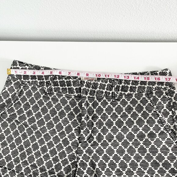 NWOT Gap shorts Khakis by Gap The City 3 inch short 10 black & white pattern - Picture 2 of 6